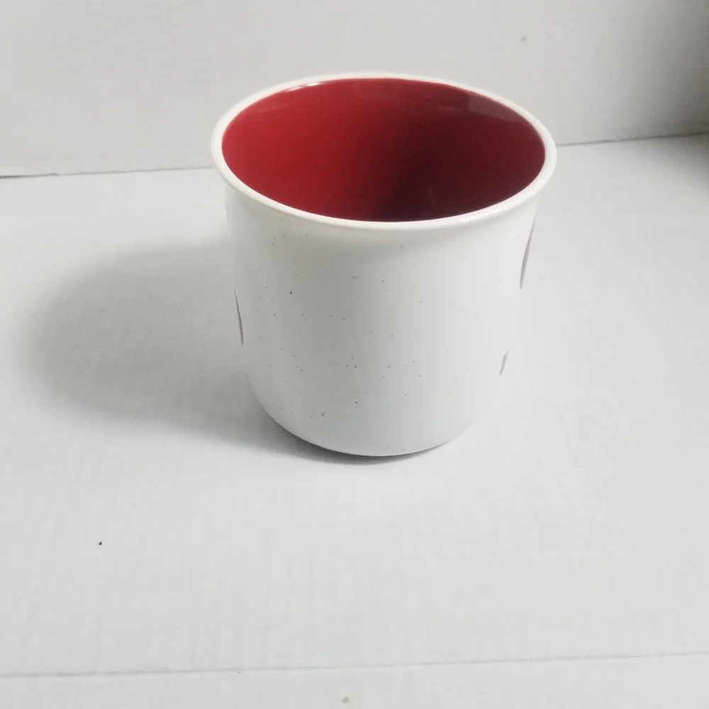 NWT WENDY BELLISSIMO MUG S MONOGRAM MUG